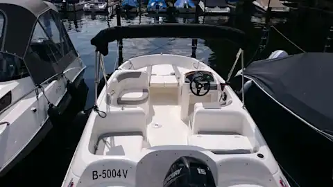 Rent a motorboat in Berlin