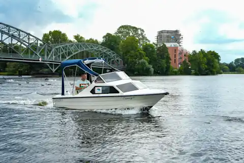 Motorboat Sunny