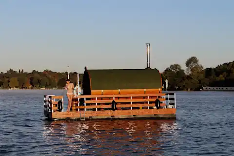 Boat tour with the sauna raft 