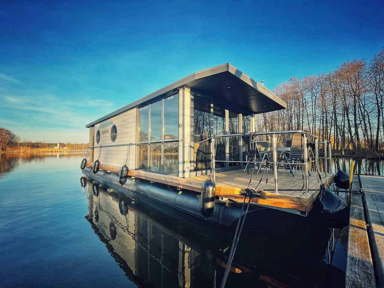 luxury houseboat