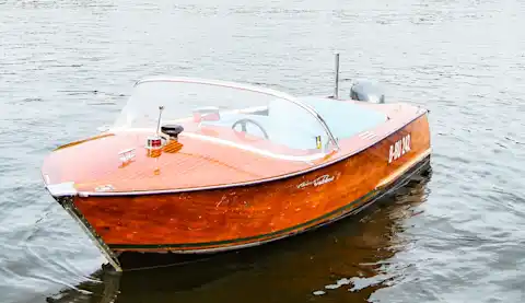 Frontalansicht Riva Berlin