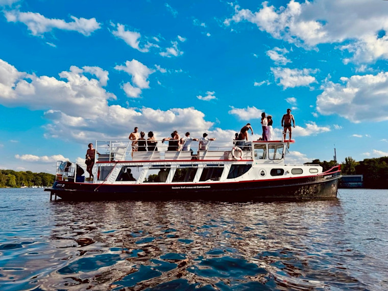 partyboat Mathilda