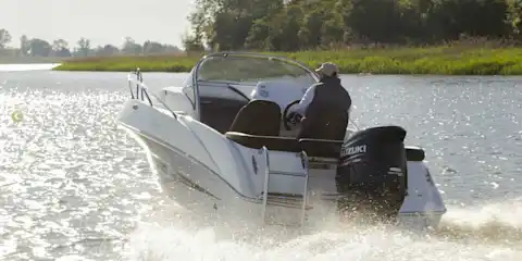 Aft view of the Galia motorboat at full speed