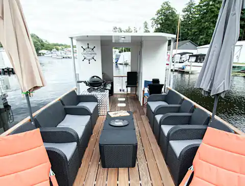 Lounge area with parasols on the Funmobil