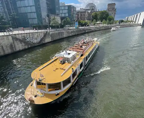 Eventboot in Berlin mieten