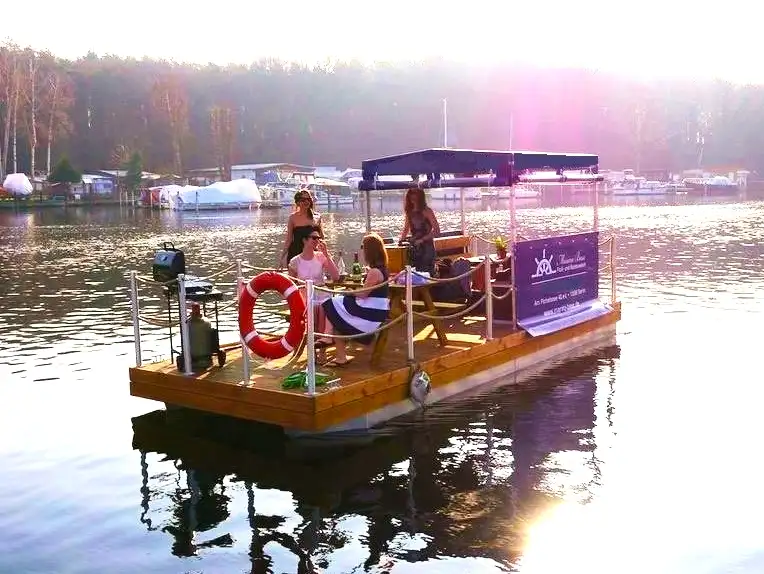 Rent a grill boat and raft in Berlin