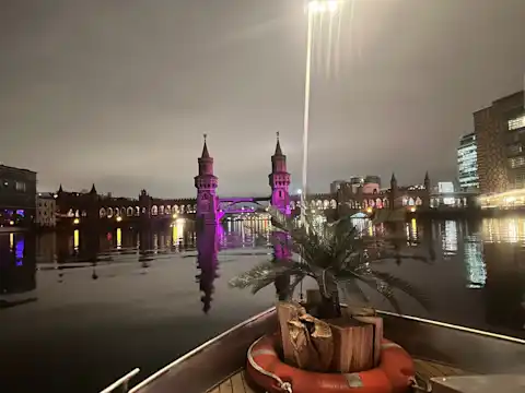Oberbaumbrücke aus dem Hot-Tub