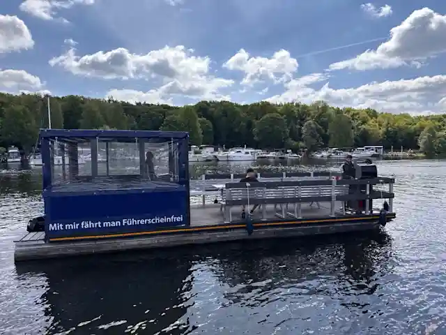 Party Raft rental for 20 people