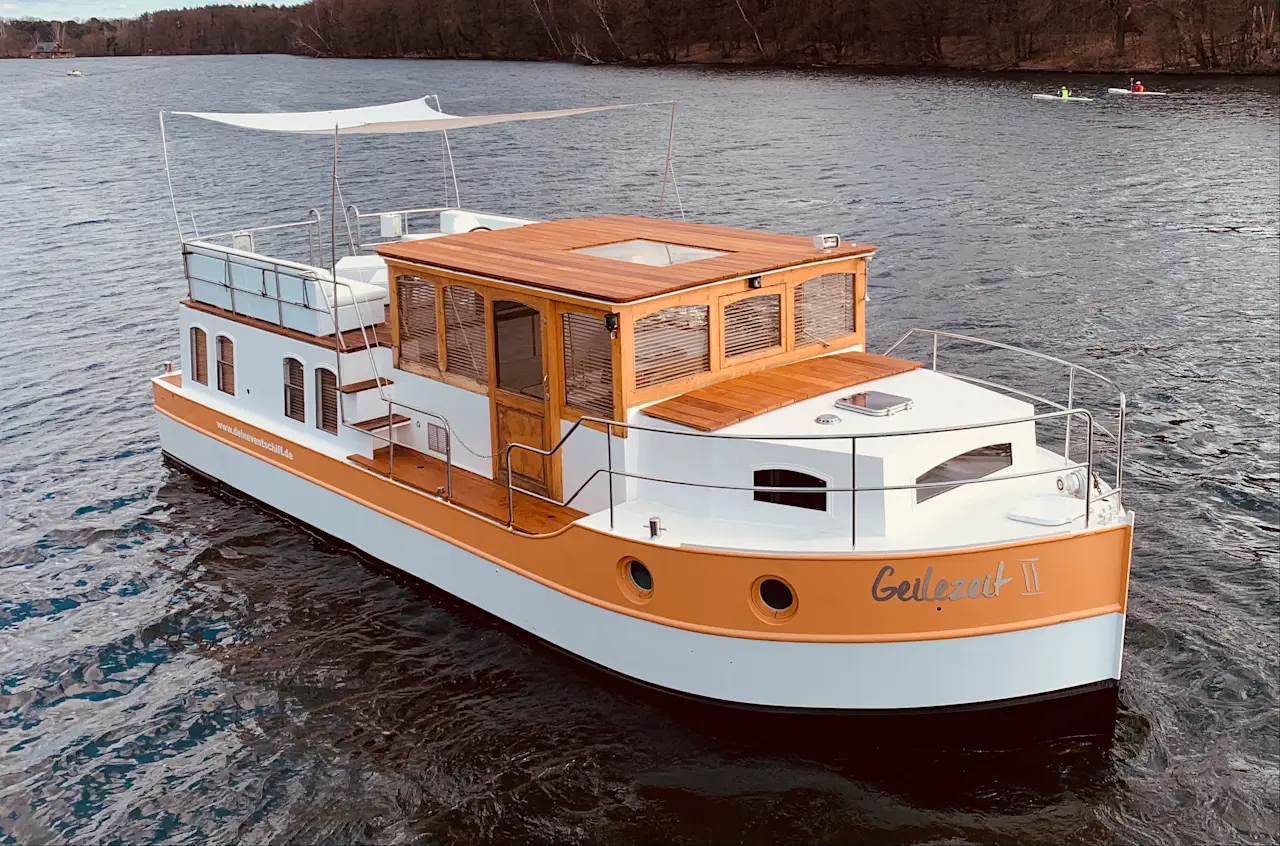 Boat tours for every occasion