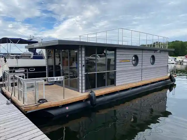 Hausboot Belle in Werder
